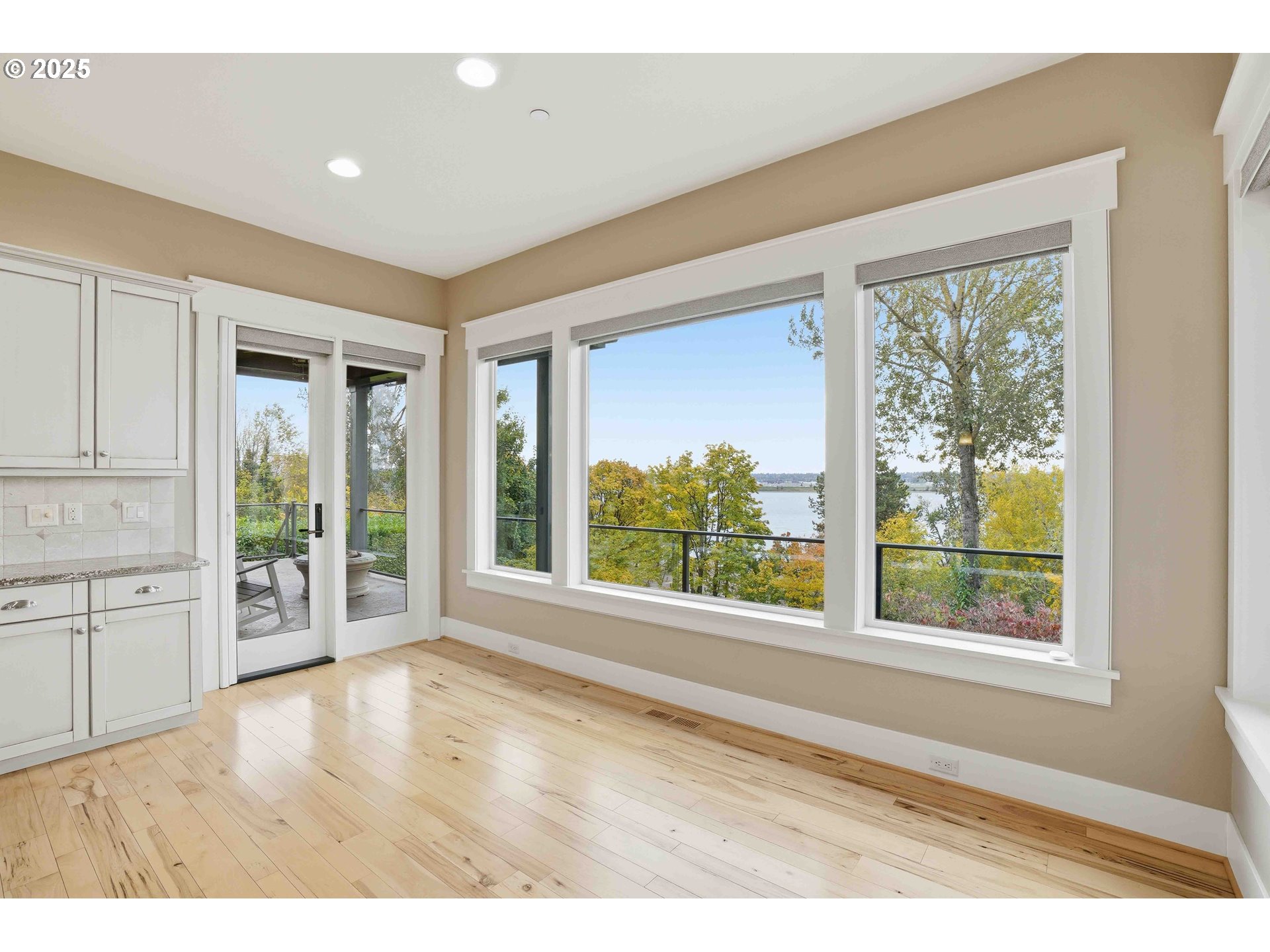 1016 SE 64TH CT, Vancouver, 4 Bedrooms Bedrooms, ,4.3 BathroomsBathrooms,Residential,For Sale,64TH,0,197645566