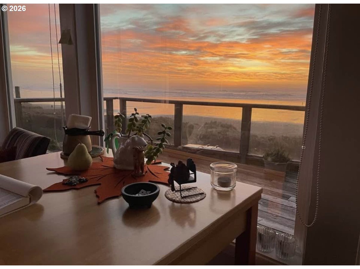 640 OCEAN RD, Manzanita, OR, 97130