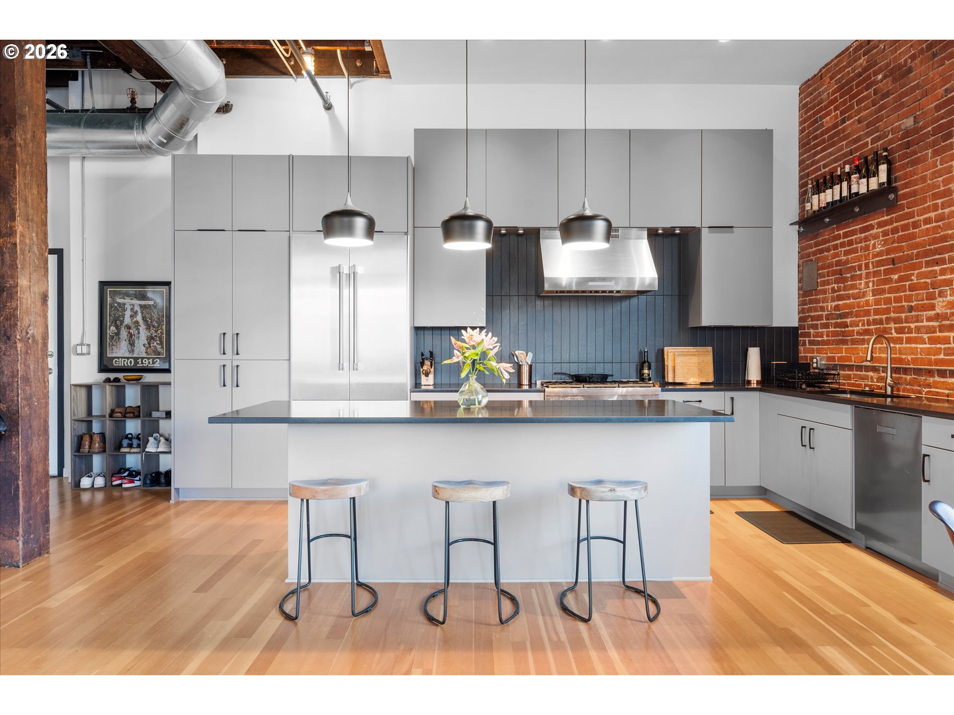 Photo #12: 197954694 Listing: Photo #12