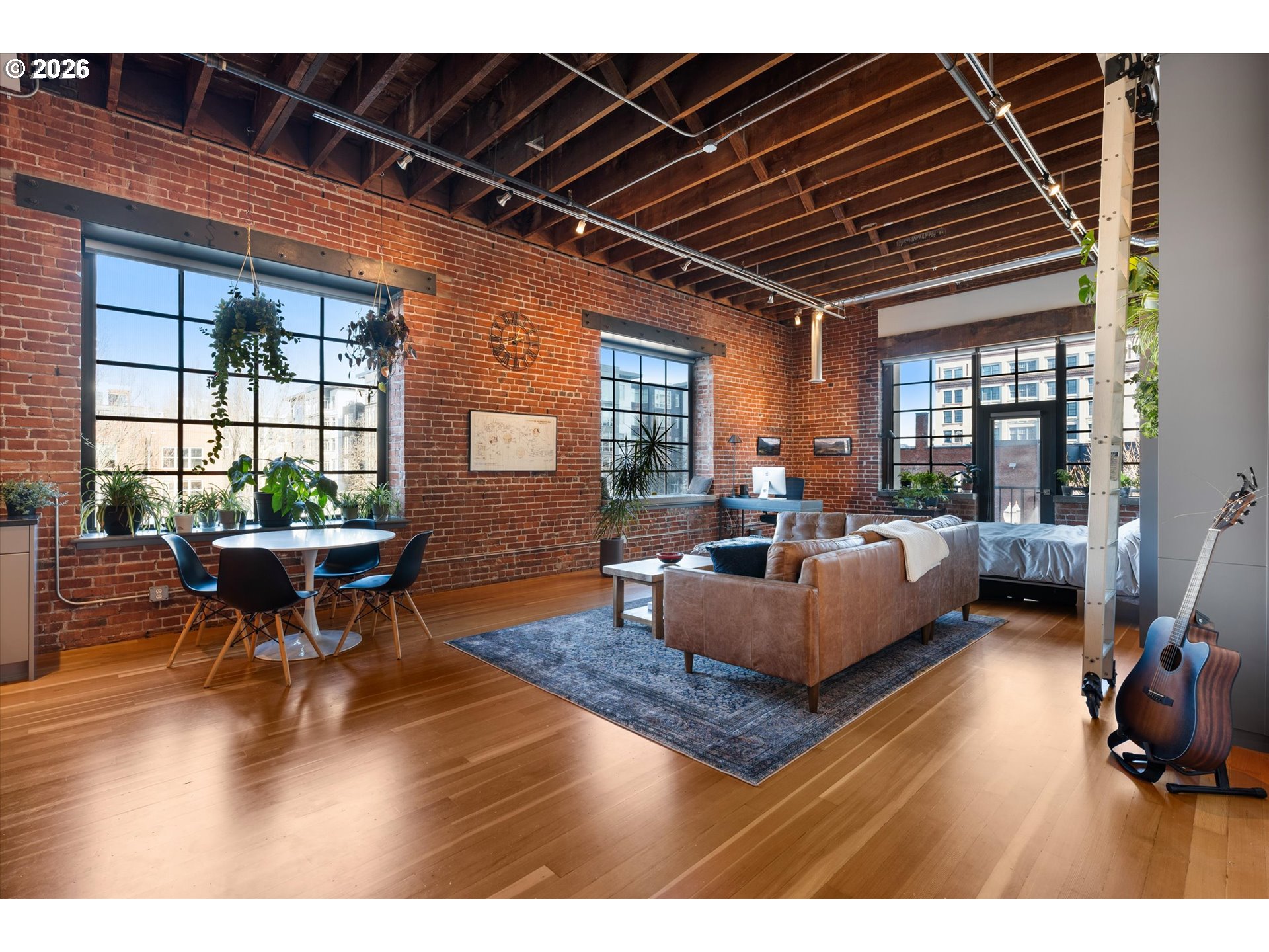 Photo #3: 197954694 Listing: Photo #3