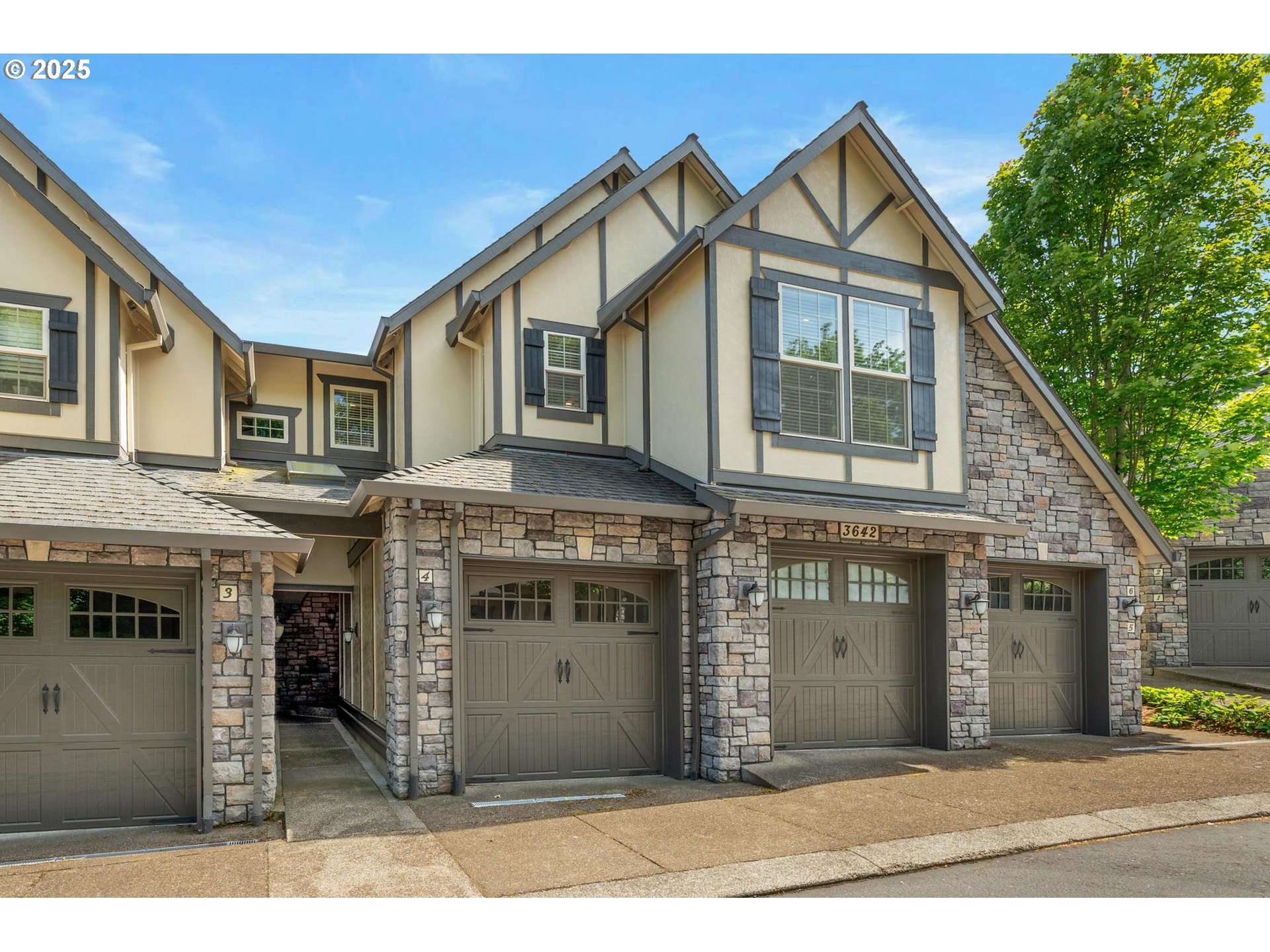 MLS: 198624072 Condo For Sale