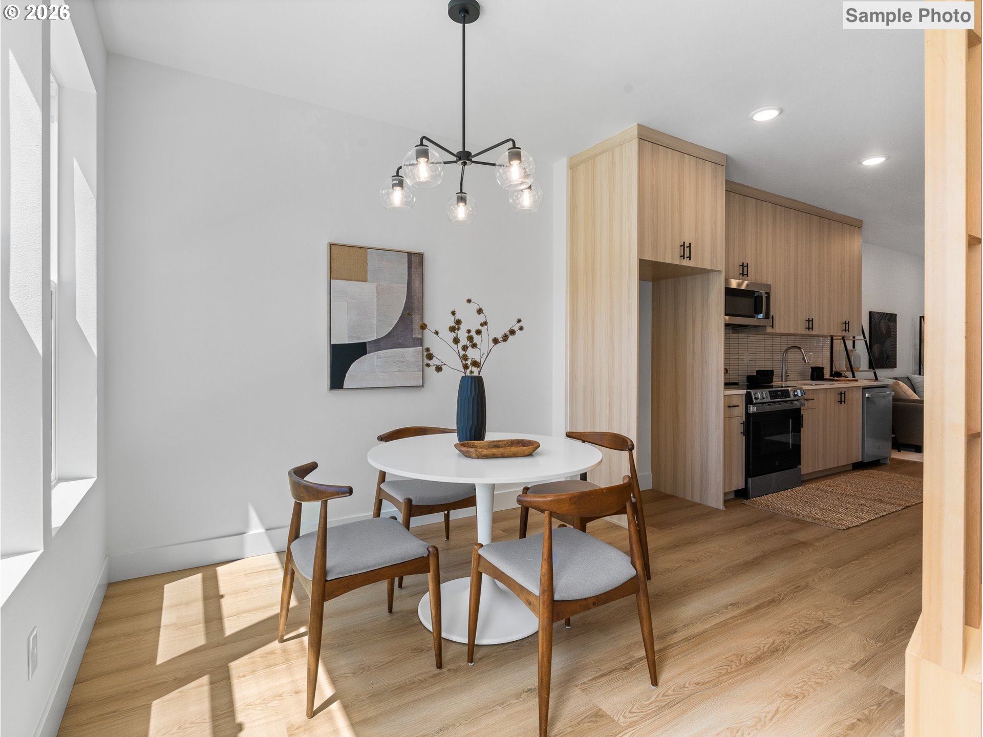 Photo #2: 199367445 Listing: Photo #2