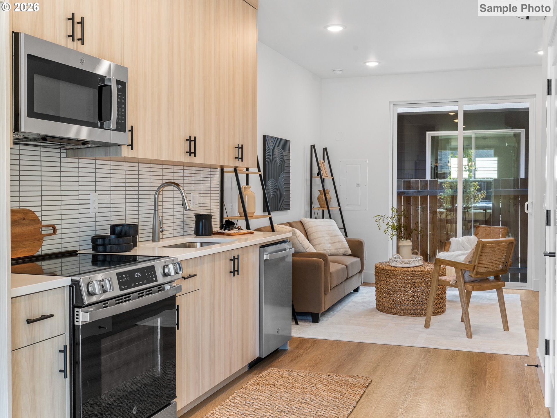 Photo #1: 199367445 Listing: Photo #1