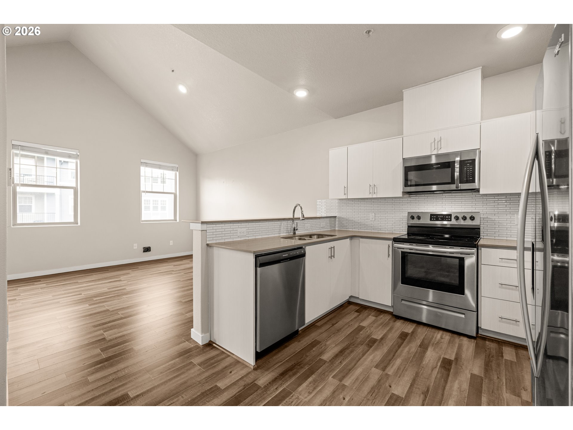 17137 SW APPLEDALE RD UNIT 304, Beaverton, OR, 97007