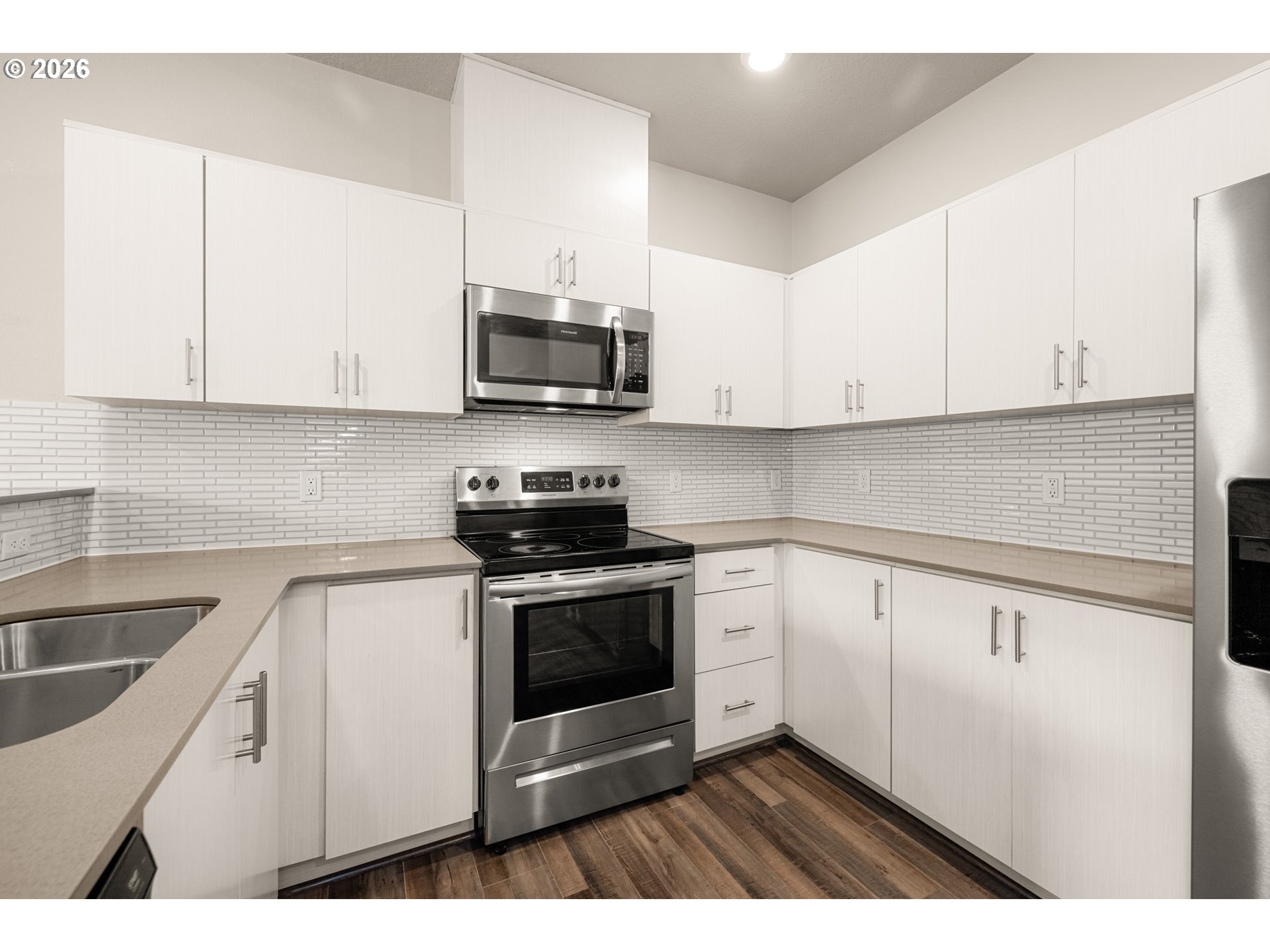 Photo #7: 199713415 Listing: Photo #7