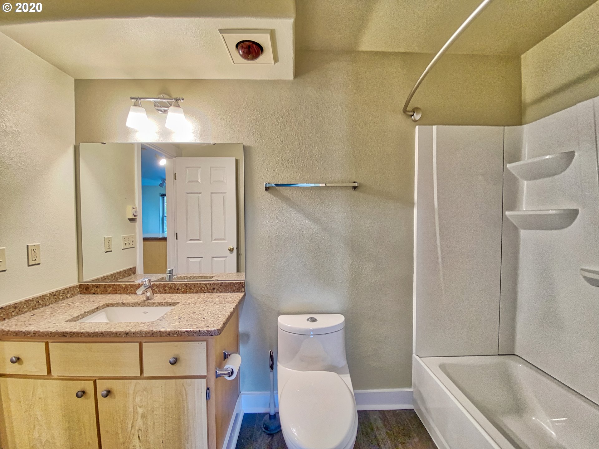 Photo #5: 20002284 Listing 