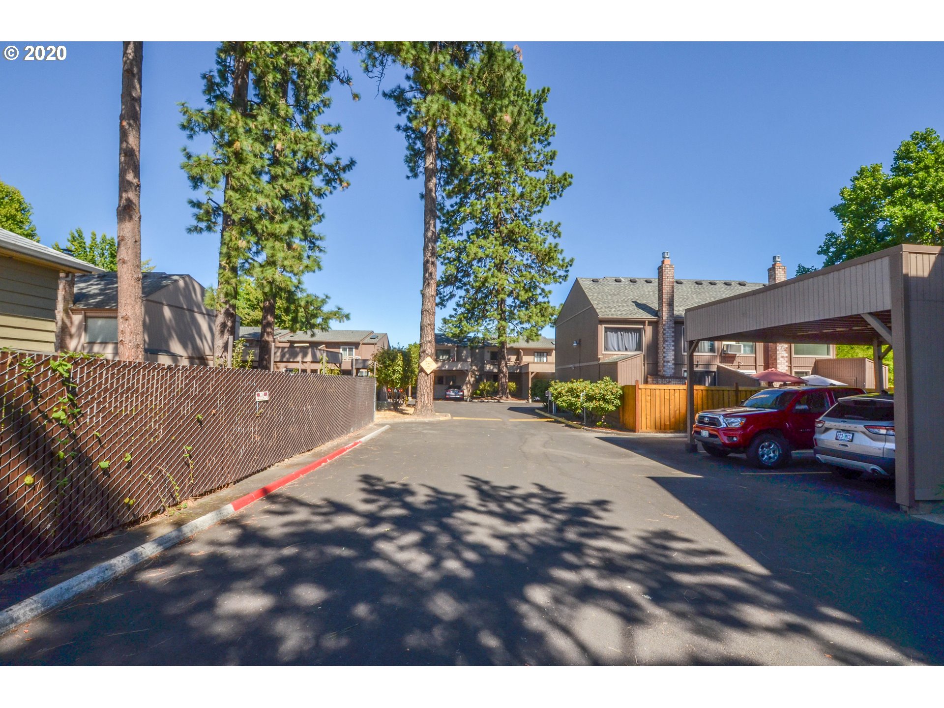 Photo #3: 20002897 Listing 