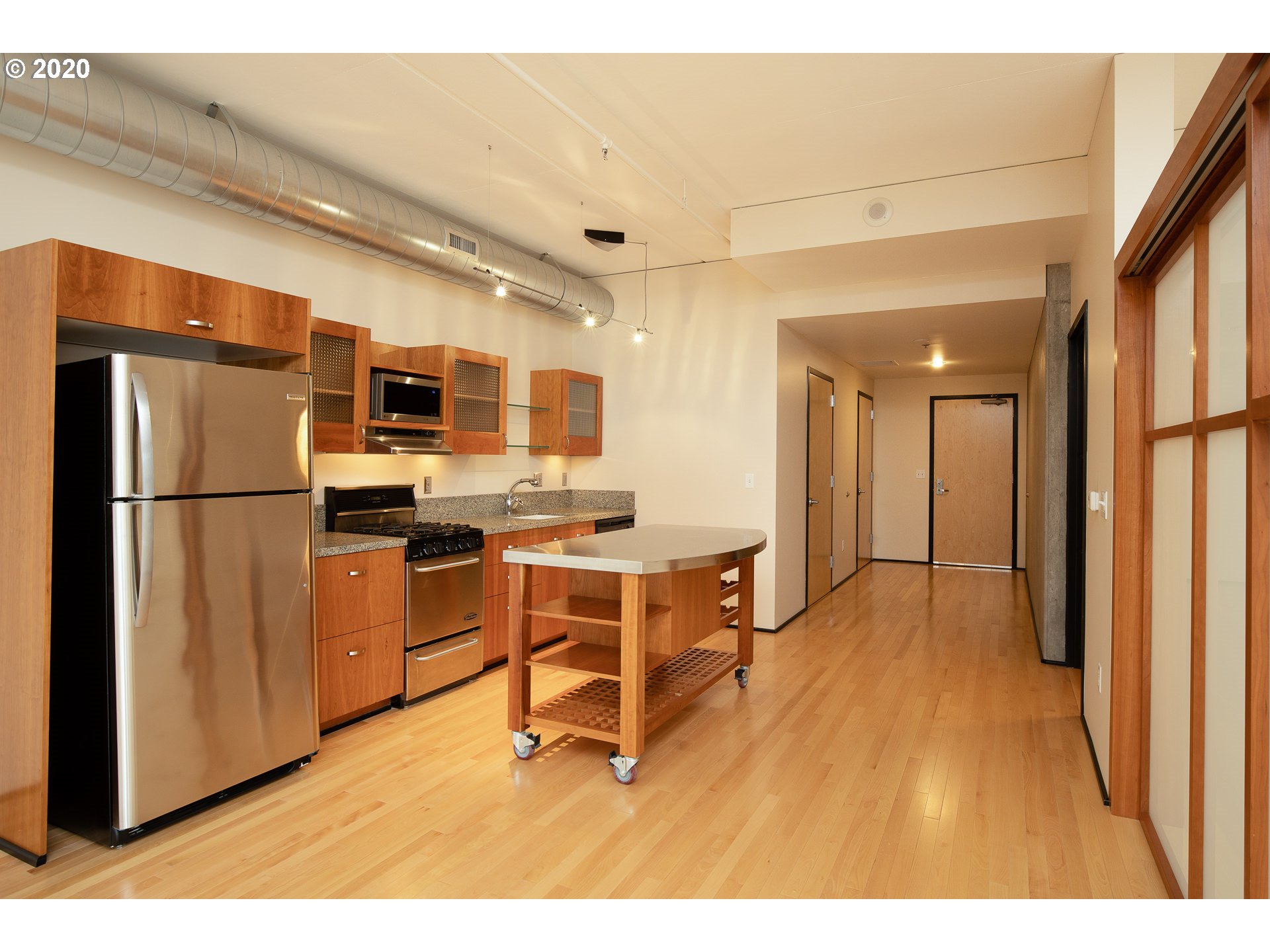 Photo #6: 20004363 Listing 