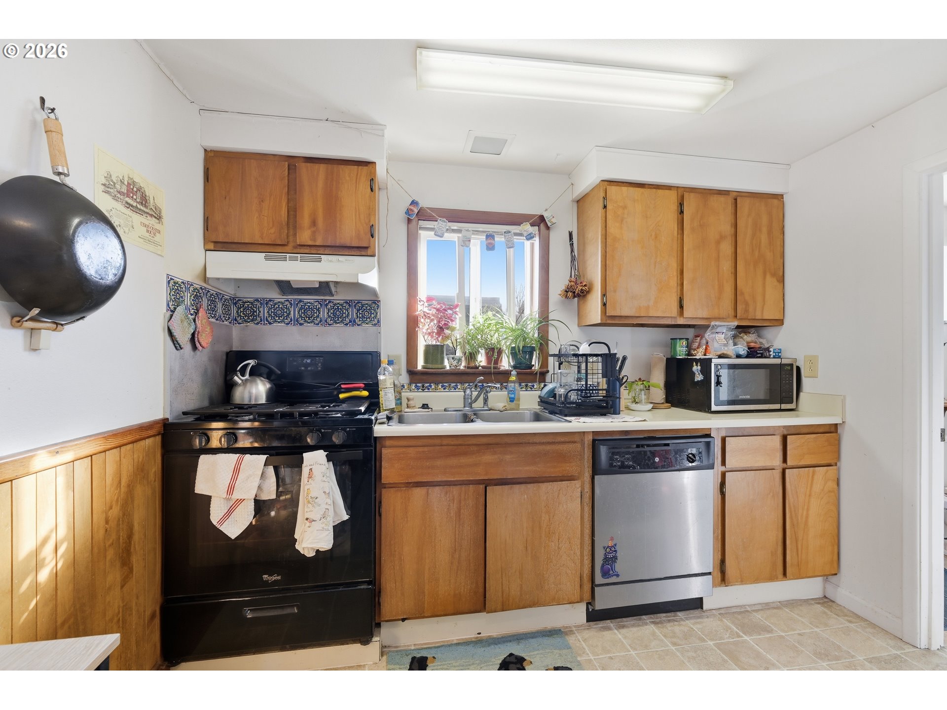 344 E 14TH AVE, Eugene, OR, 97401