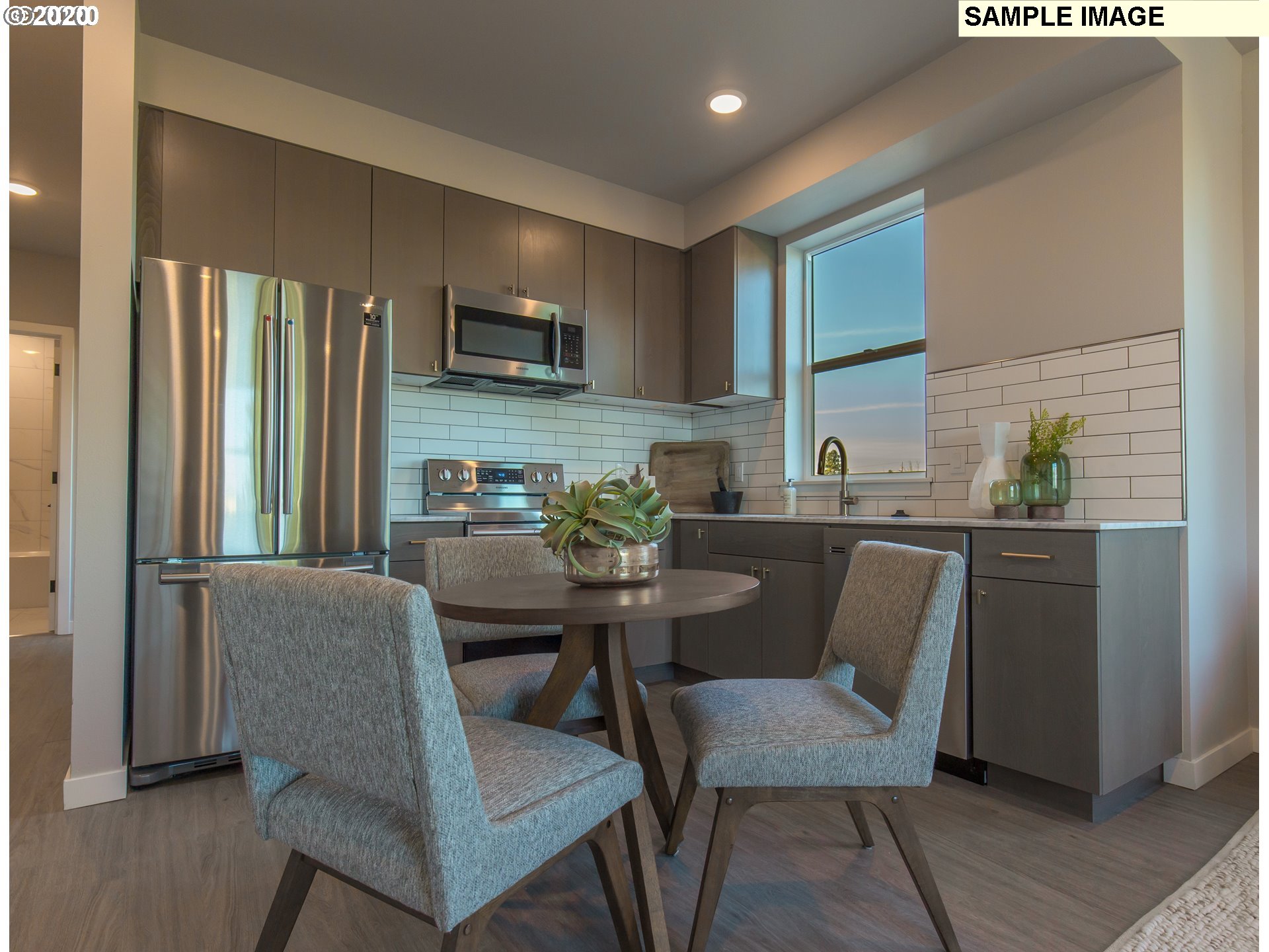 Photo #10: 20012011 Listing: Photo #10