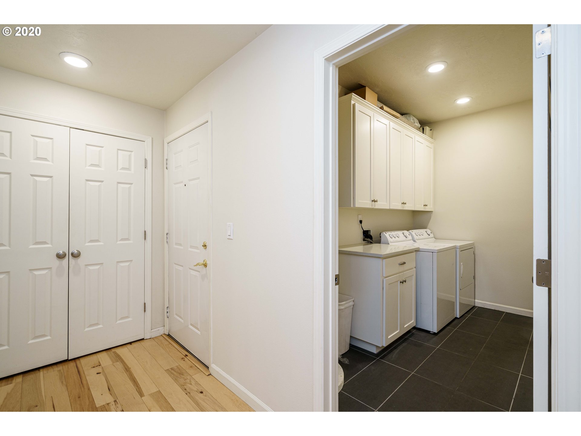 Photo #4: 20012014 Listing 