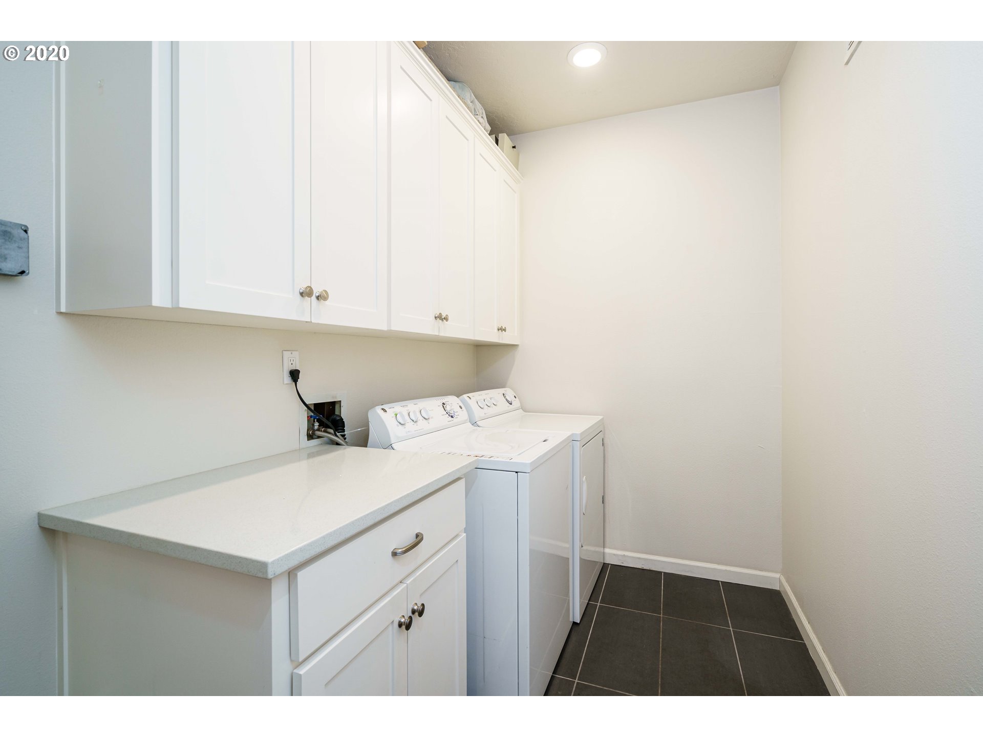 Photo #6: 20012014 Listing 