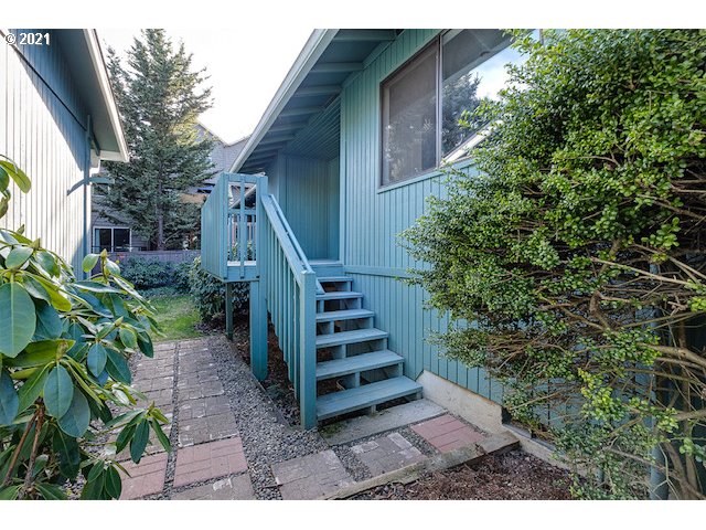 Photo #4: 20031401 Listing 