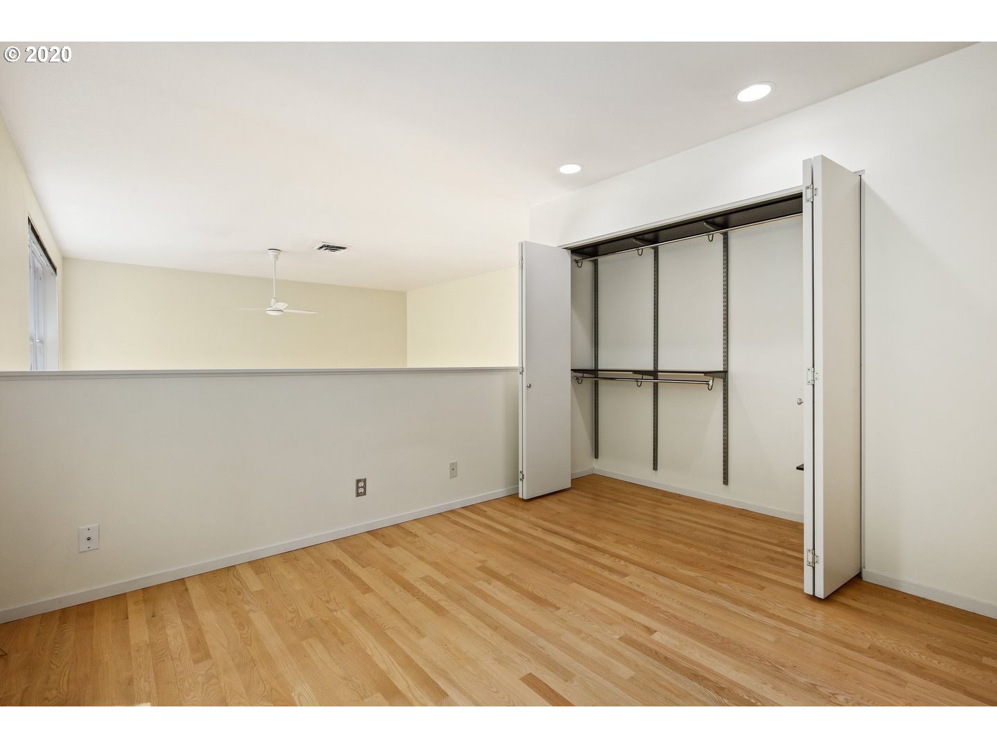 Photo #3: 20036999 Listing 