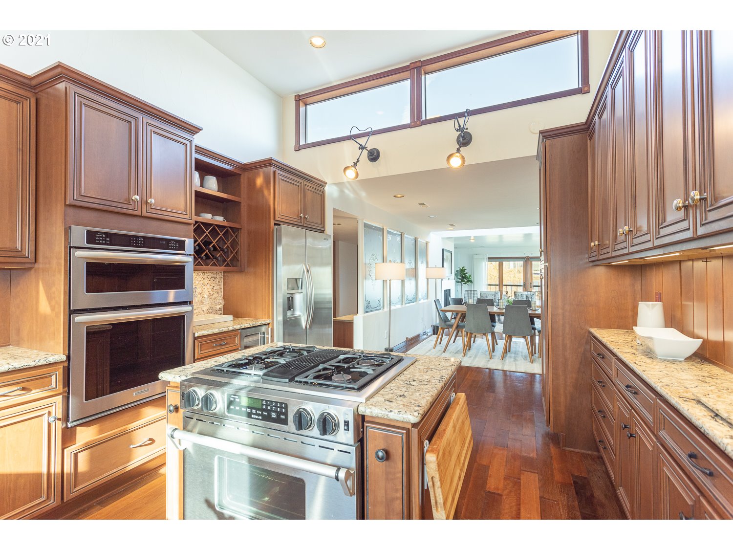 Photo #3: 20047326 Listing 