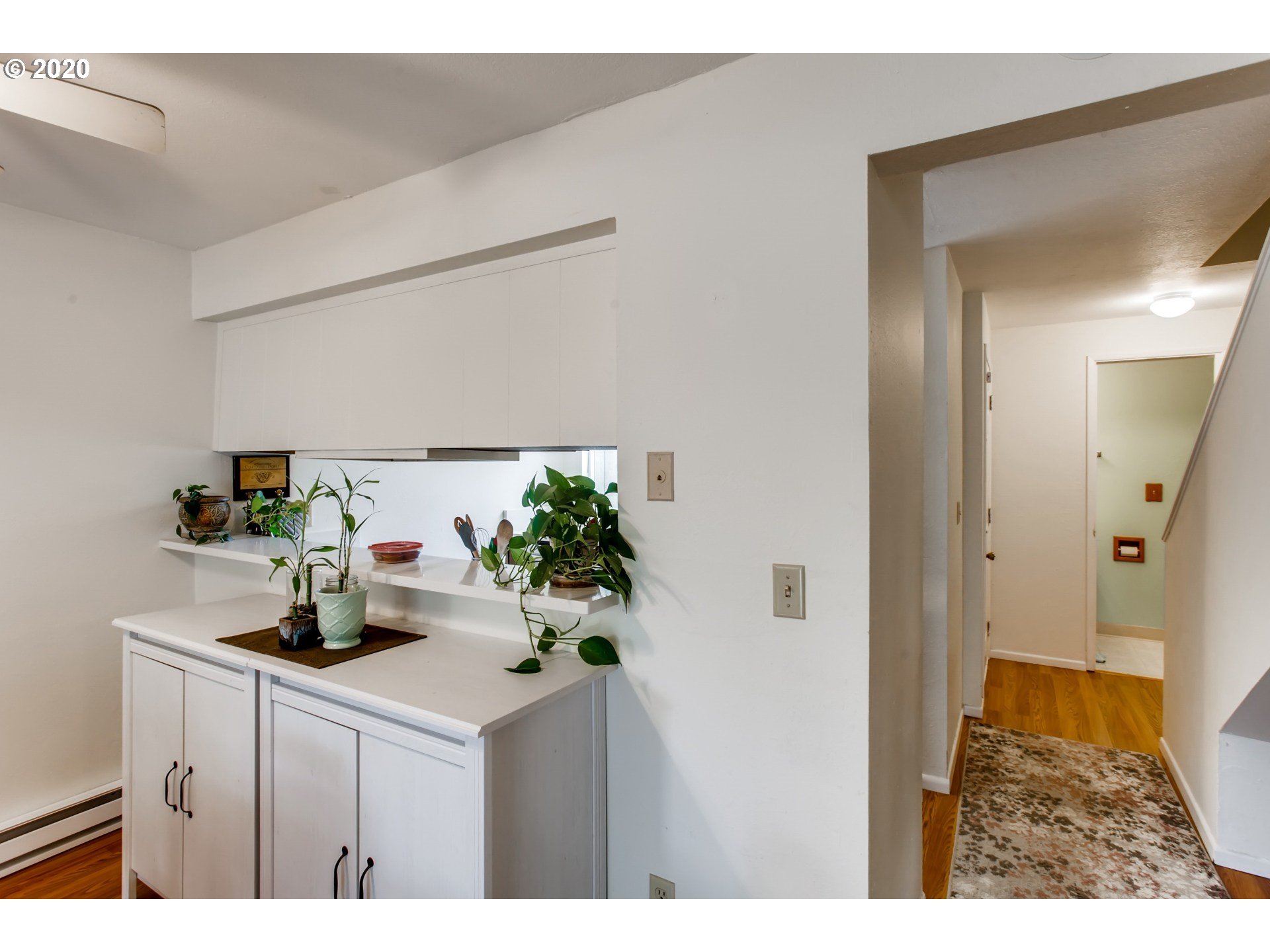 Photo #4: 20048954 Listing 