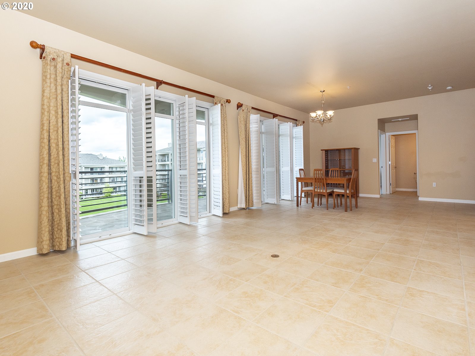 Photo #6: 20052721 Listing 