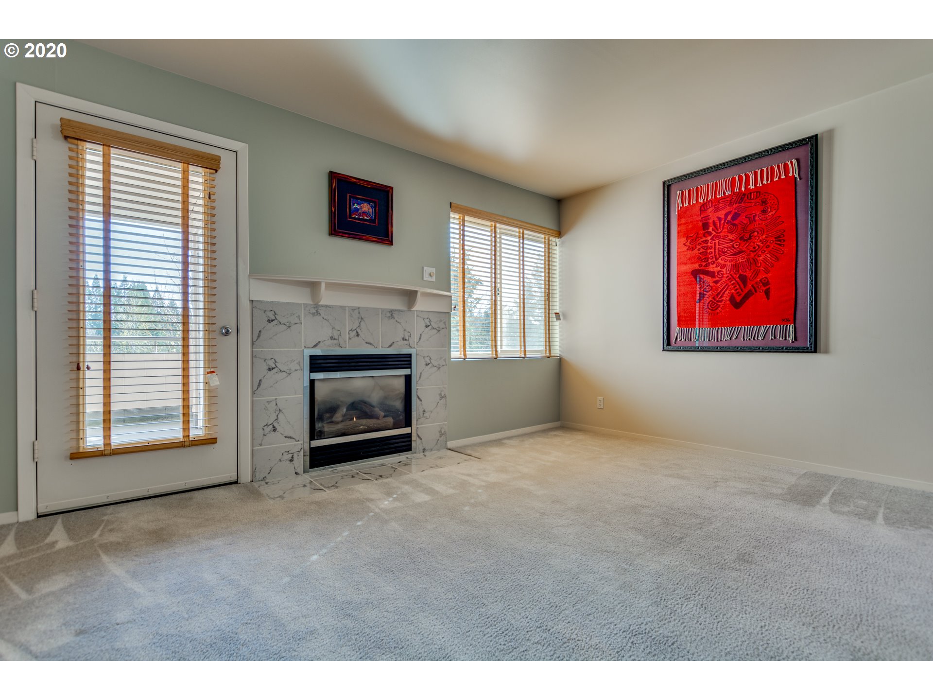 Photo #4: 20057358 Listing 
