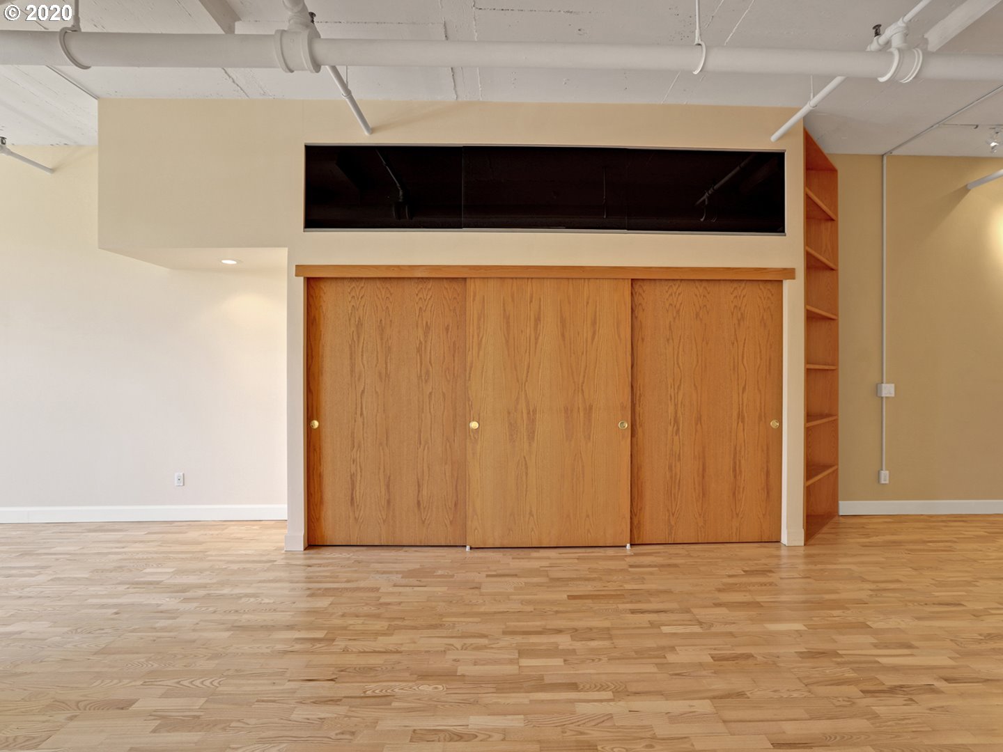 Photo #4: 20058744 Listing 