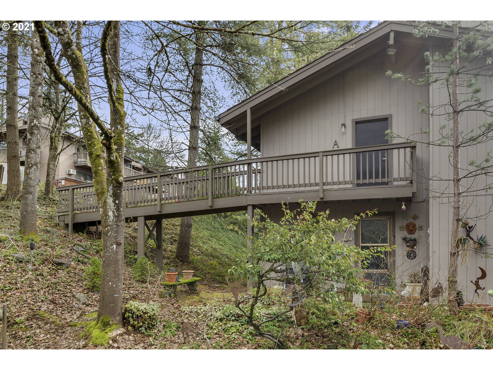 Photo #3: 20064218 Listing 