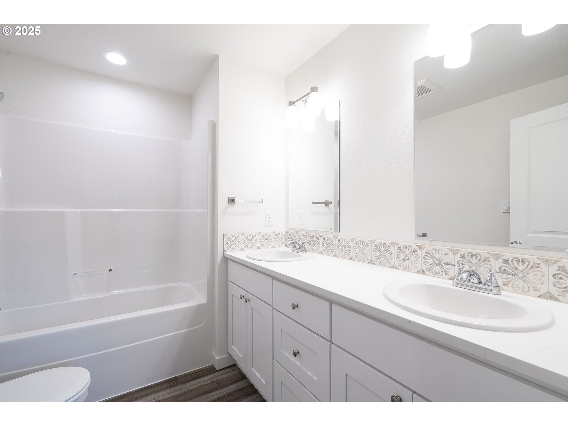 Photo #15: 200660067 Listing: Photo #15