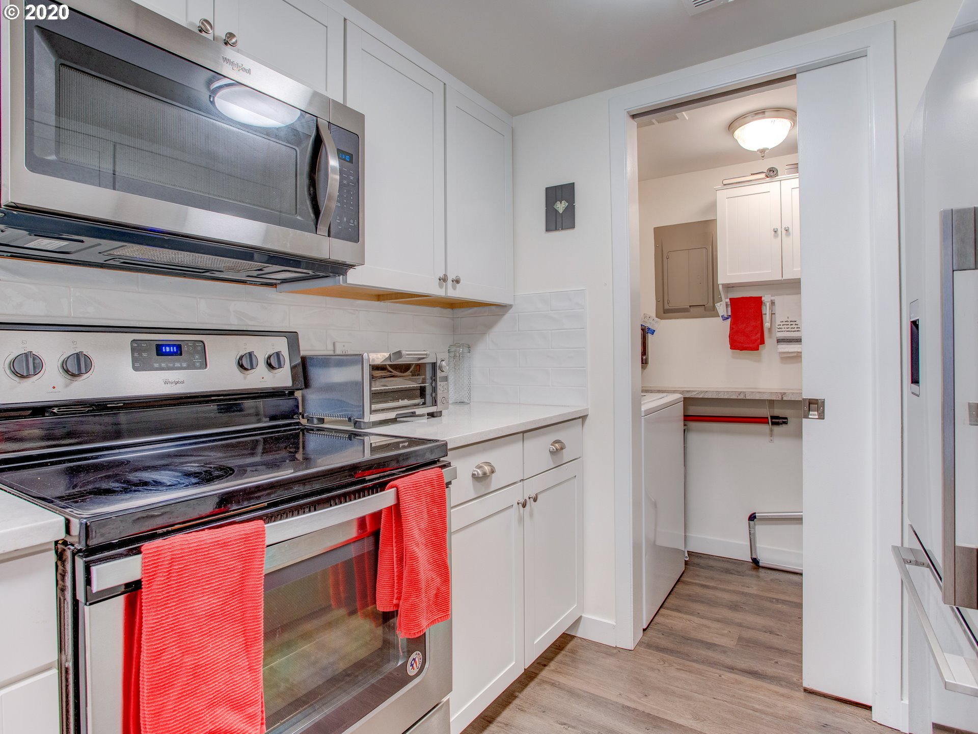 Photo #5: 20072336 Listing 