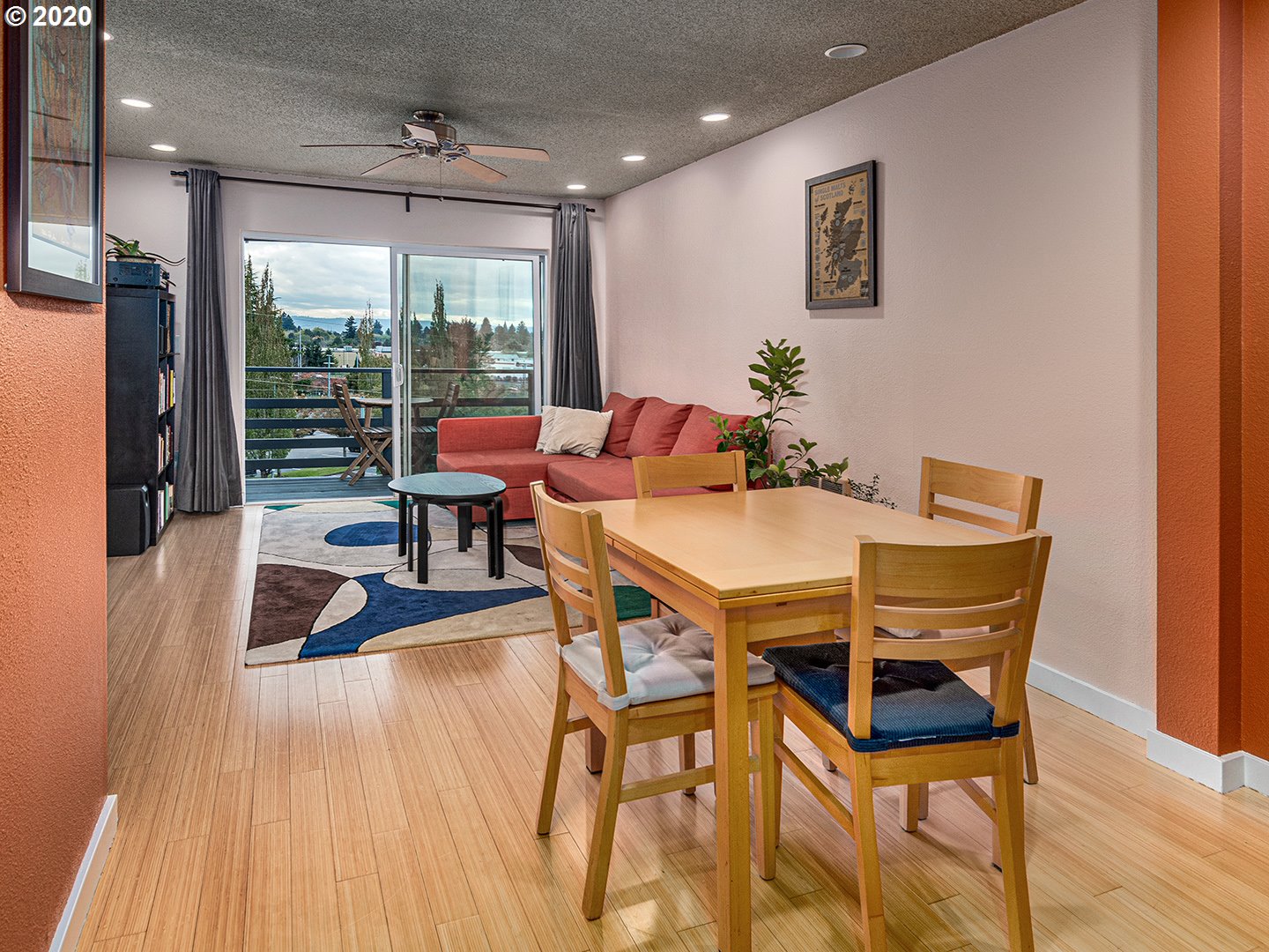 Photo #4: 20075499 Listing 