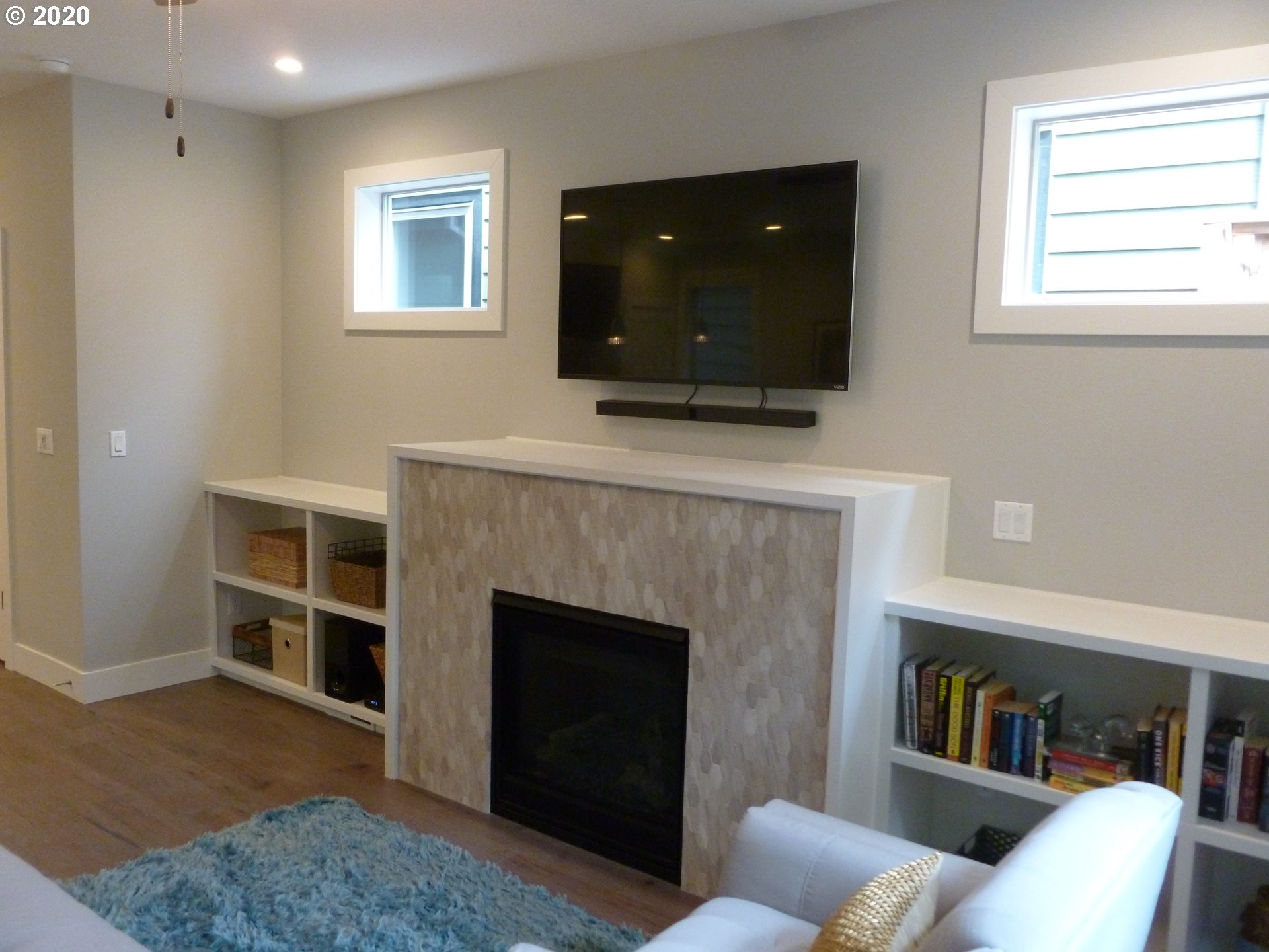 Photo #5: 20075600 Listing 