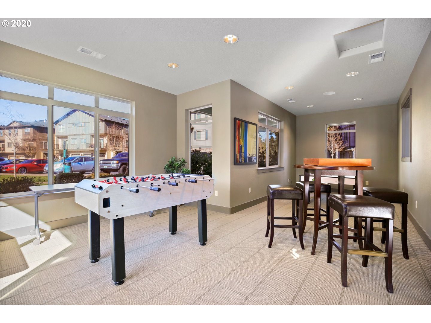 Photo #6: 20076807 Listing 