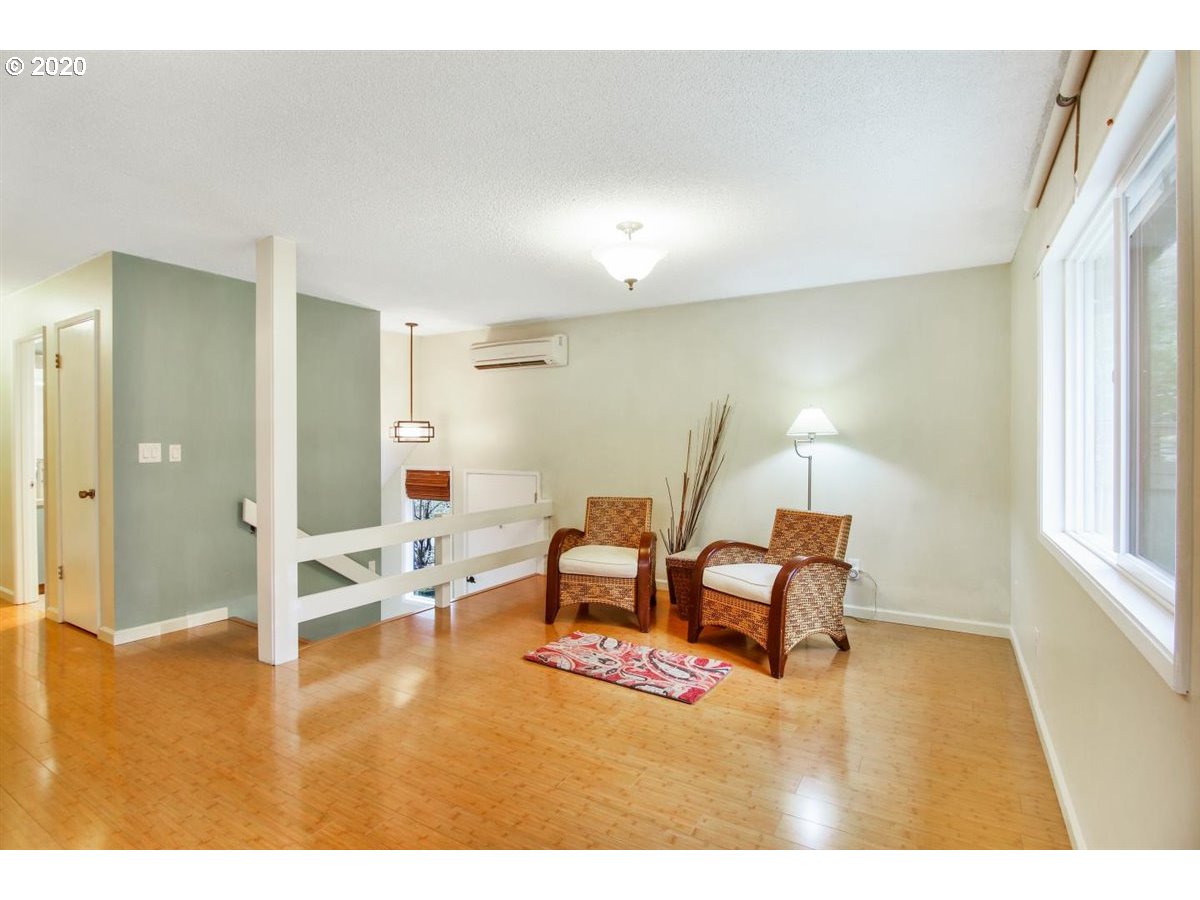 Photo #4: 20087900 Listing 
