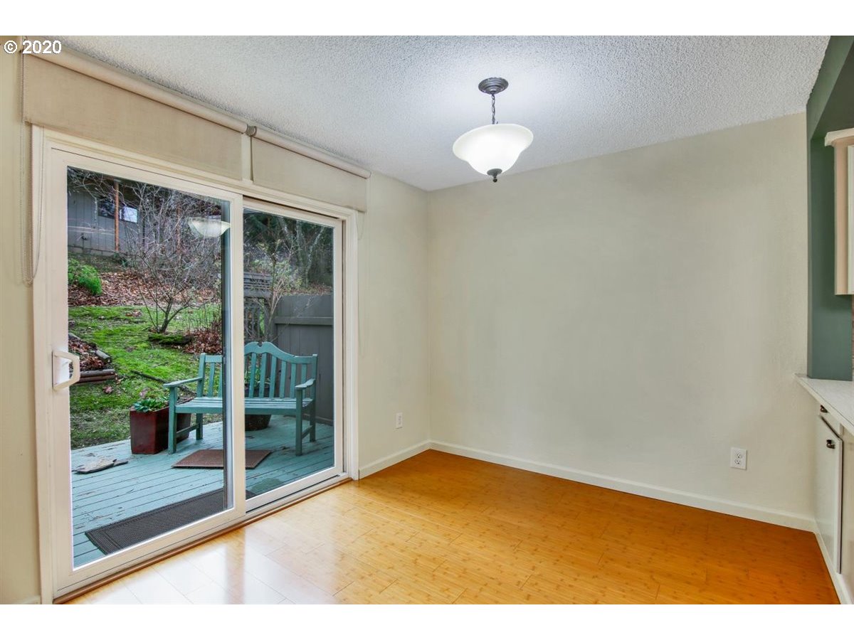 Photo #6: 20087900 Listing 