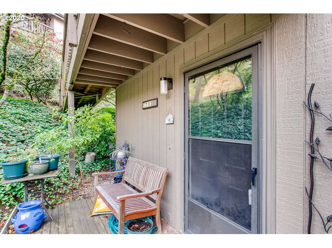 Photo #2: 20089505 Listing 