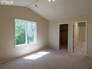 Photo #2: 20096533 Listing 