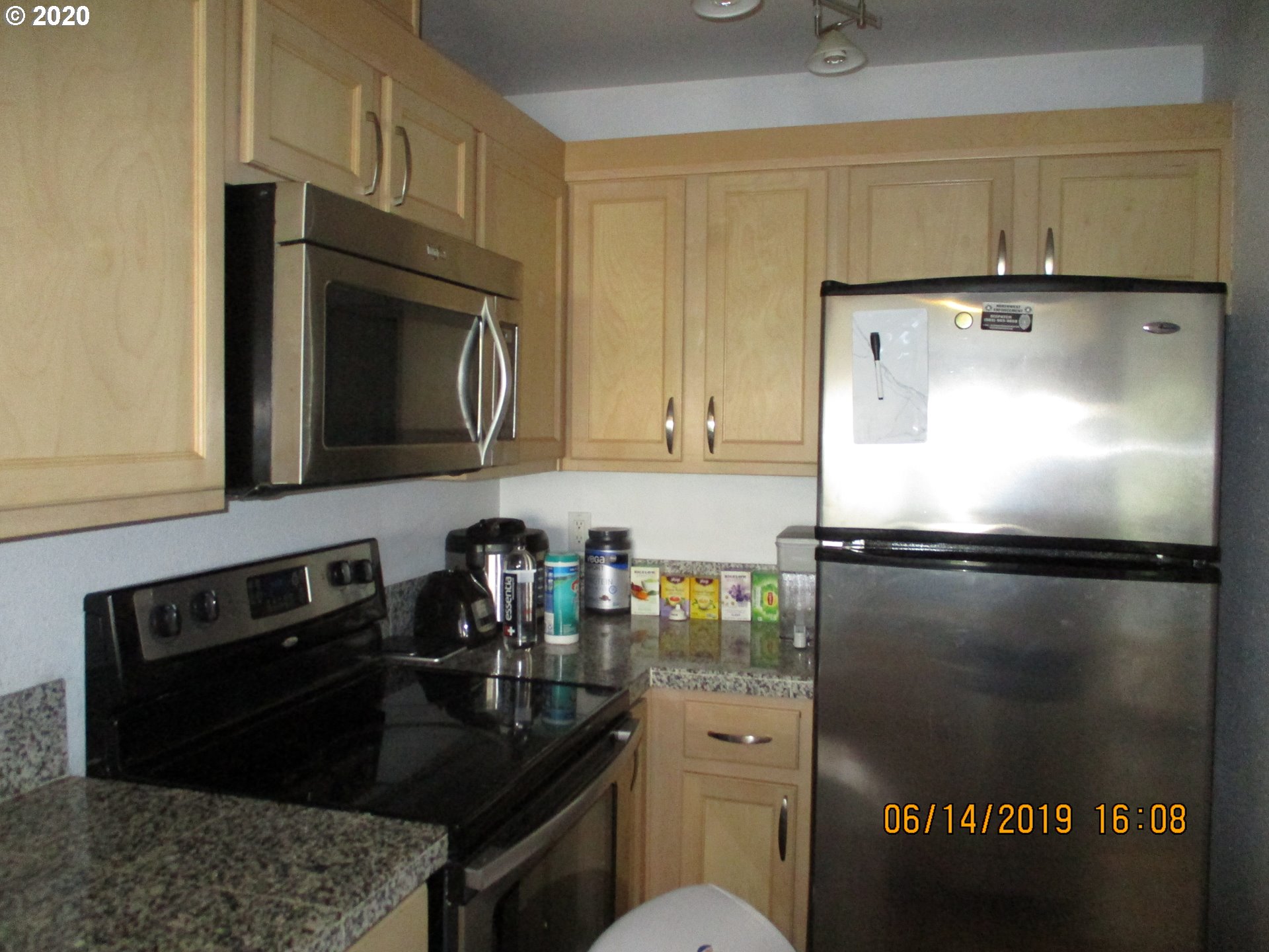Photo #2: 20097941 Listing 