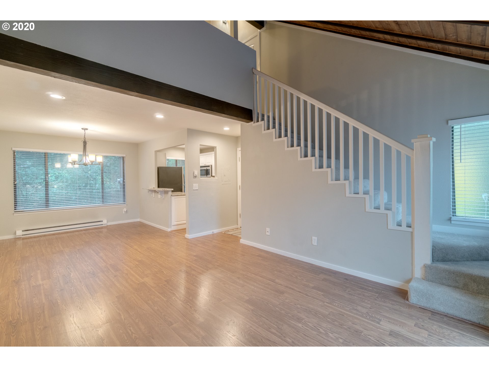 Photo #6: 20101989 Listing 