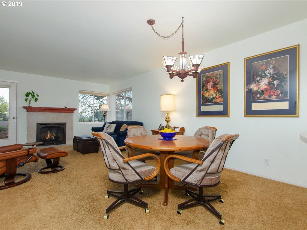 Photo #6: 20105842 Listing 