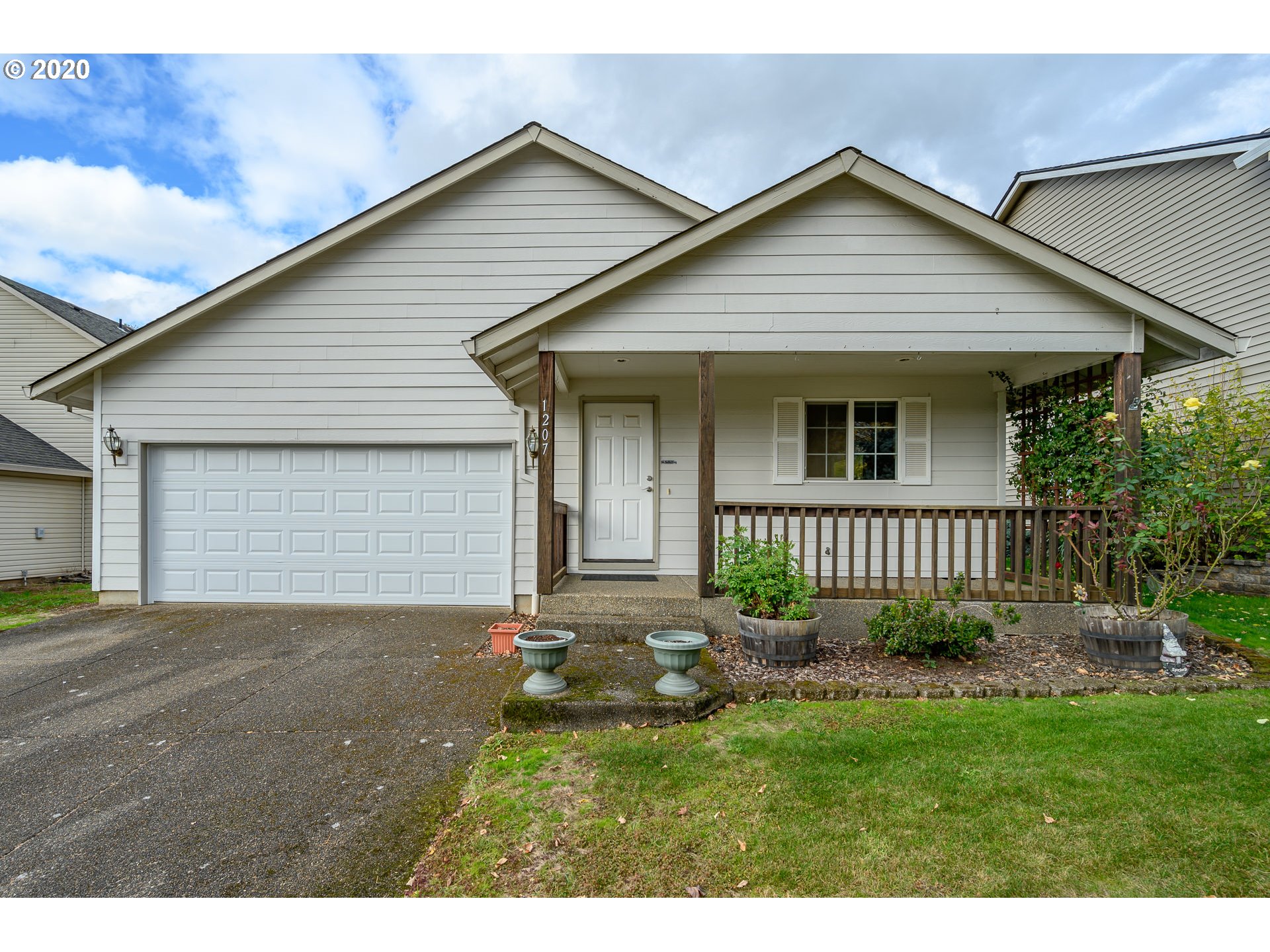 1207 E Sunset Dr , Newberg, OR 97132 MLS20109279 Under Contract 383