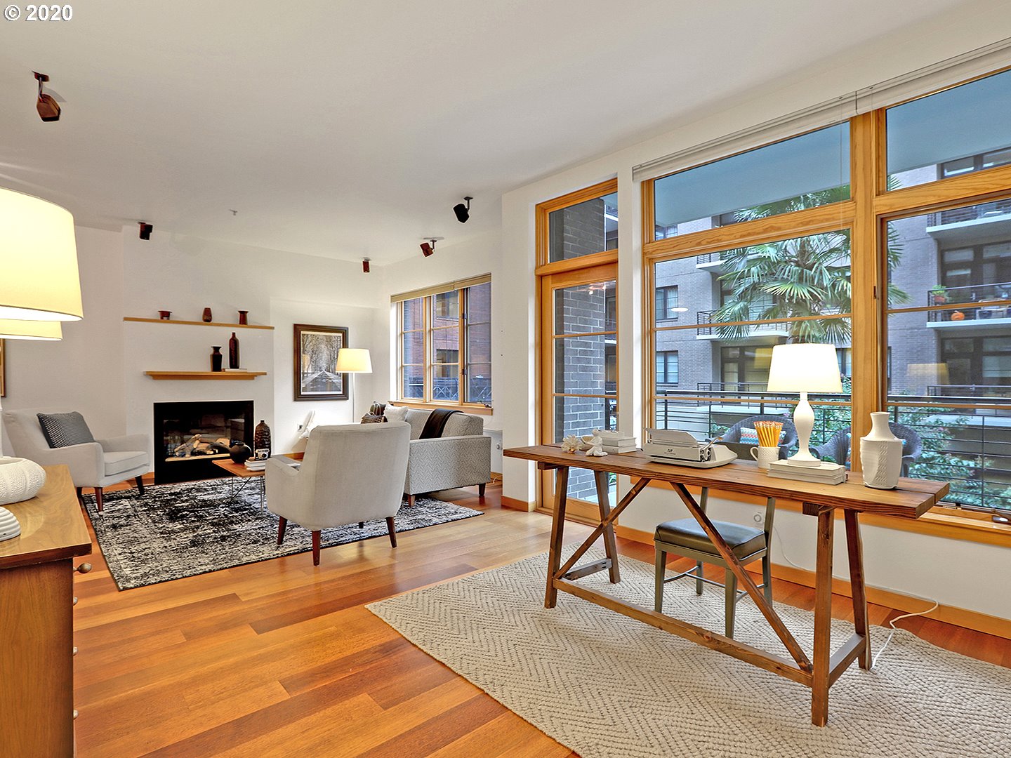 Photo #2: 20111586 Listing 