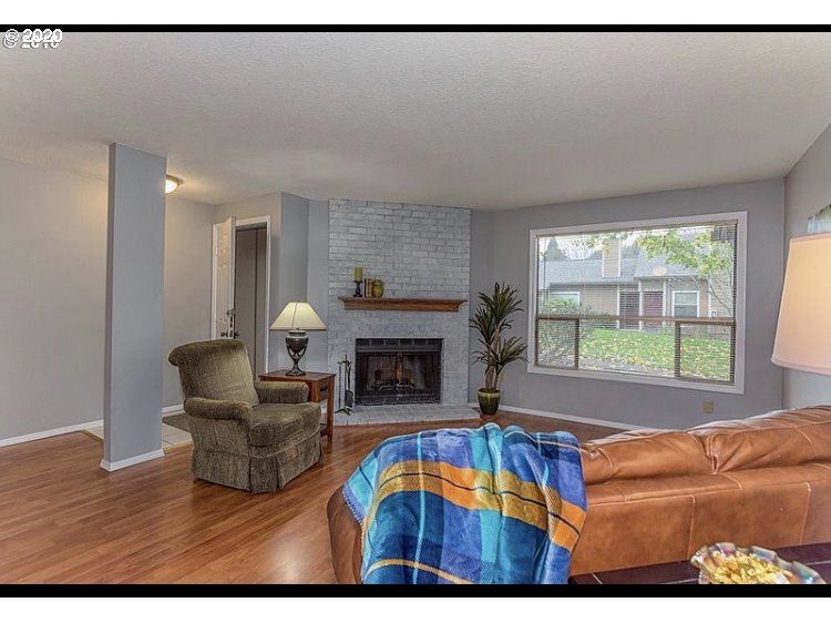 Photo #3: 20111888 Listing 