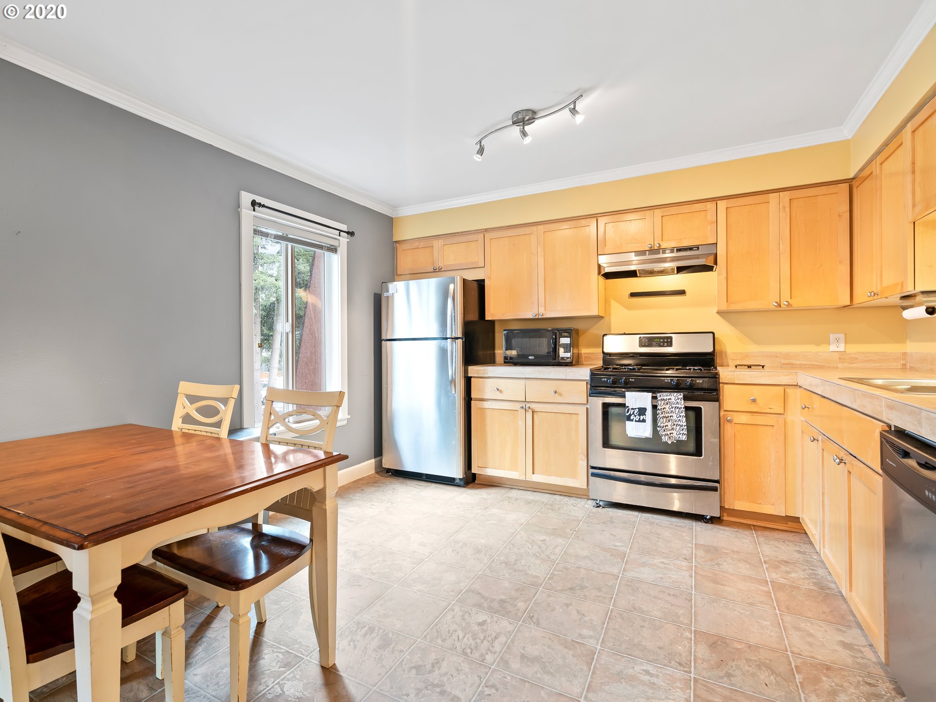 Photo #5: 20117549 Listing 