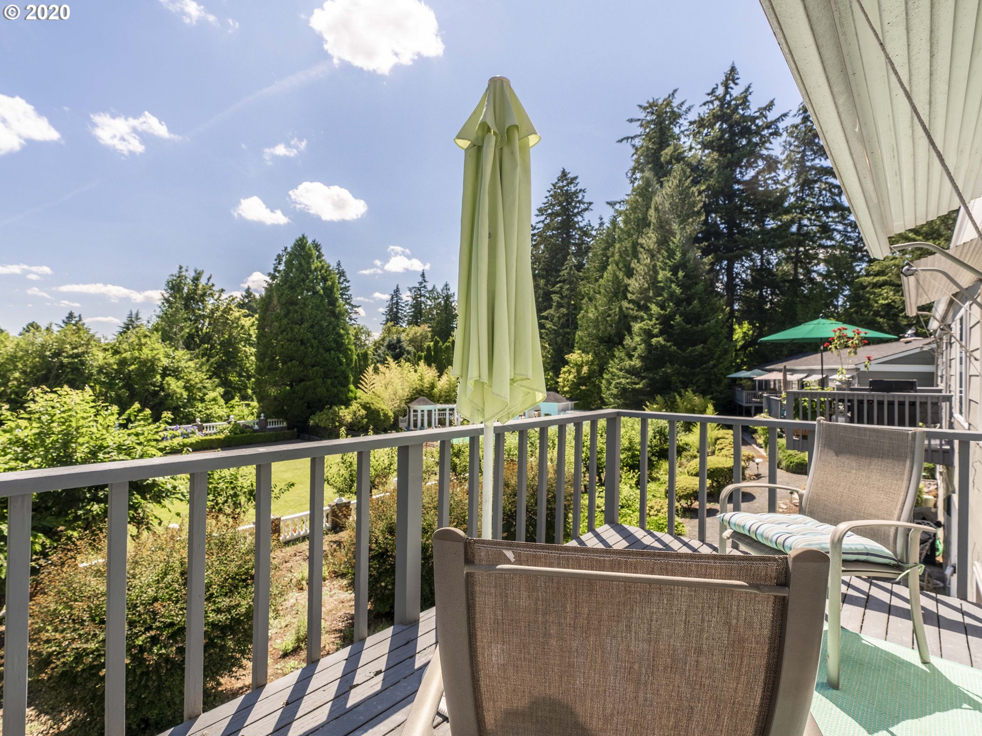 Photo #2: 20117609 Listing 