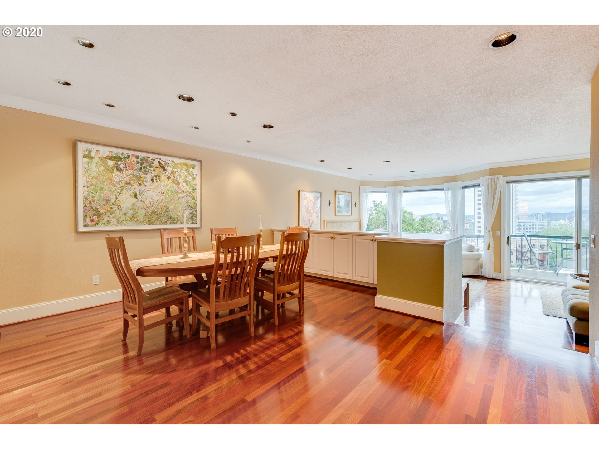 Photo #4: 20119172 Listing 