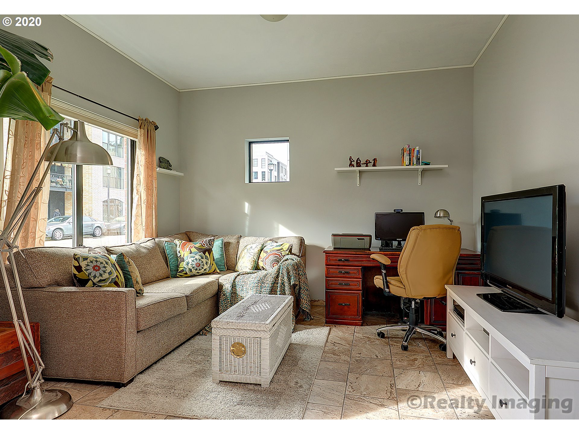 Photo #3: 20129248 Listing 