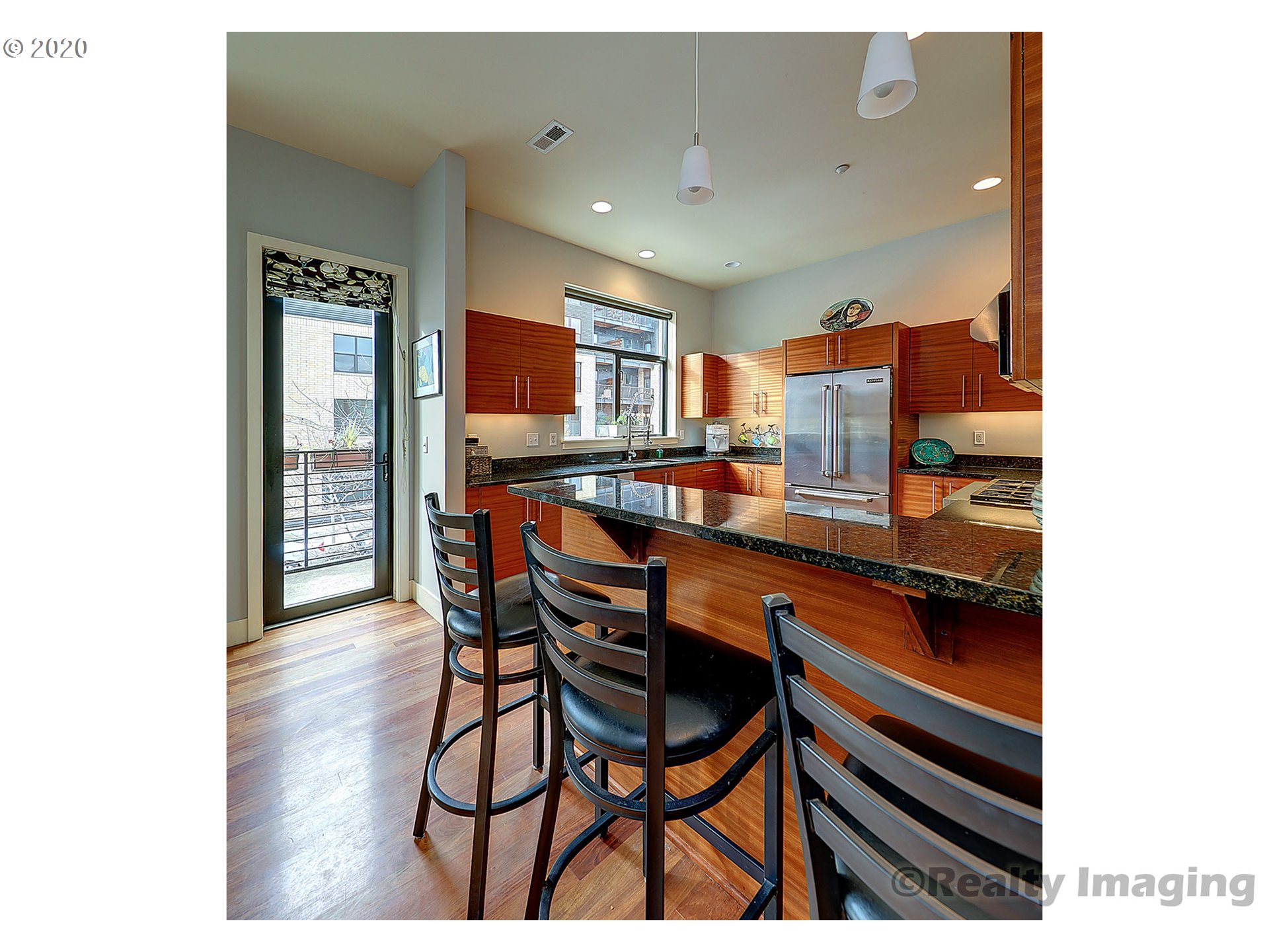 Photo #4: 20129248 Listing 