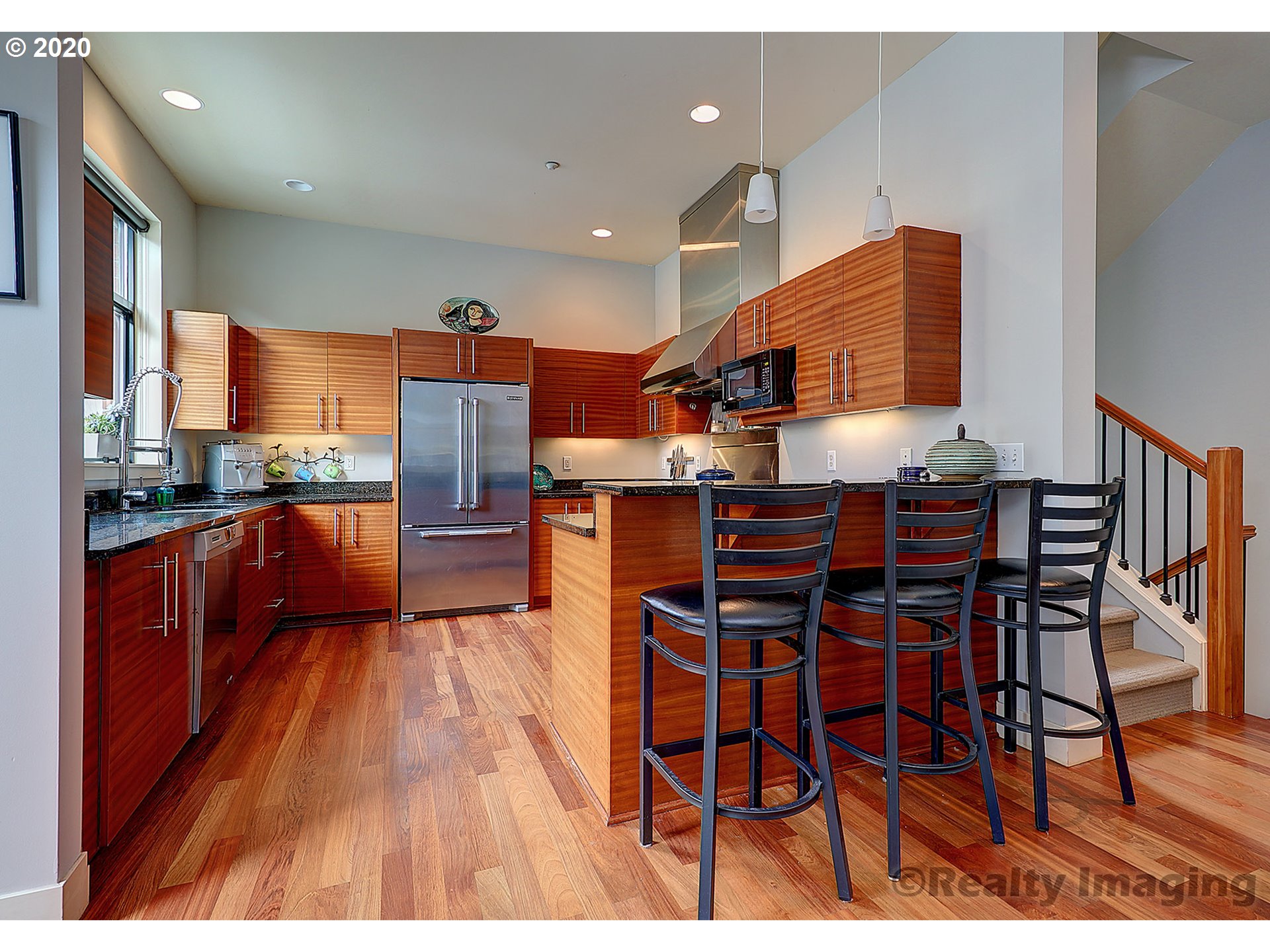 Photo #5: 20129248 Listing 