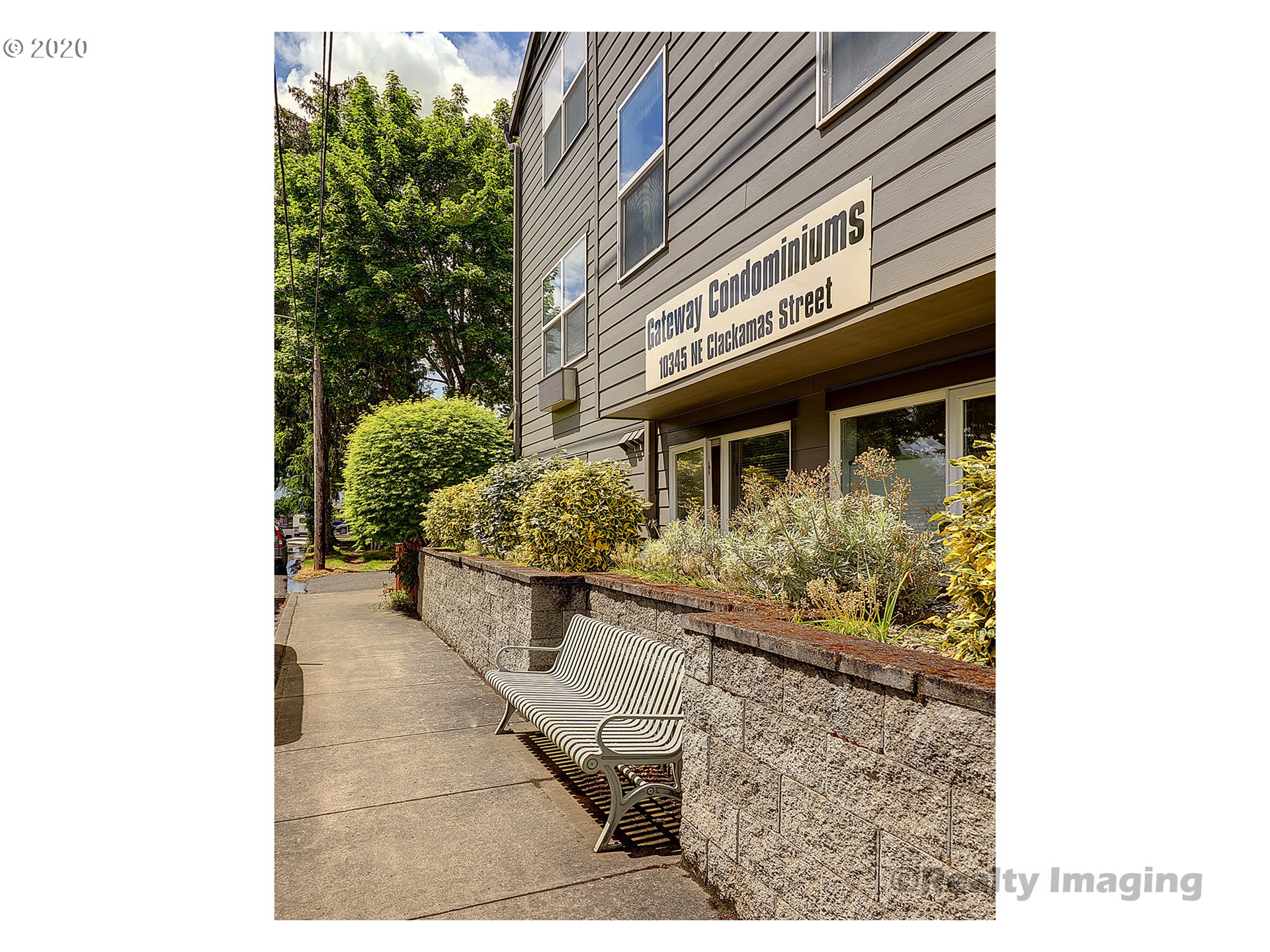 Photo #2: 20133795 Listing 