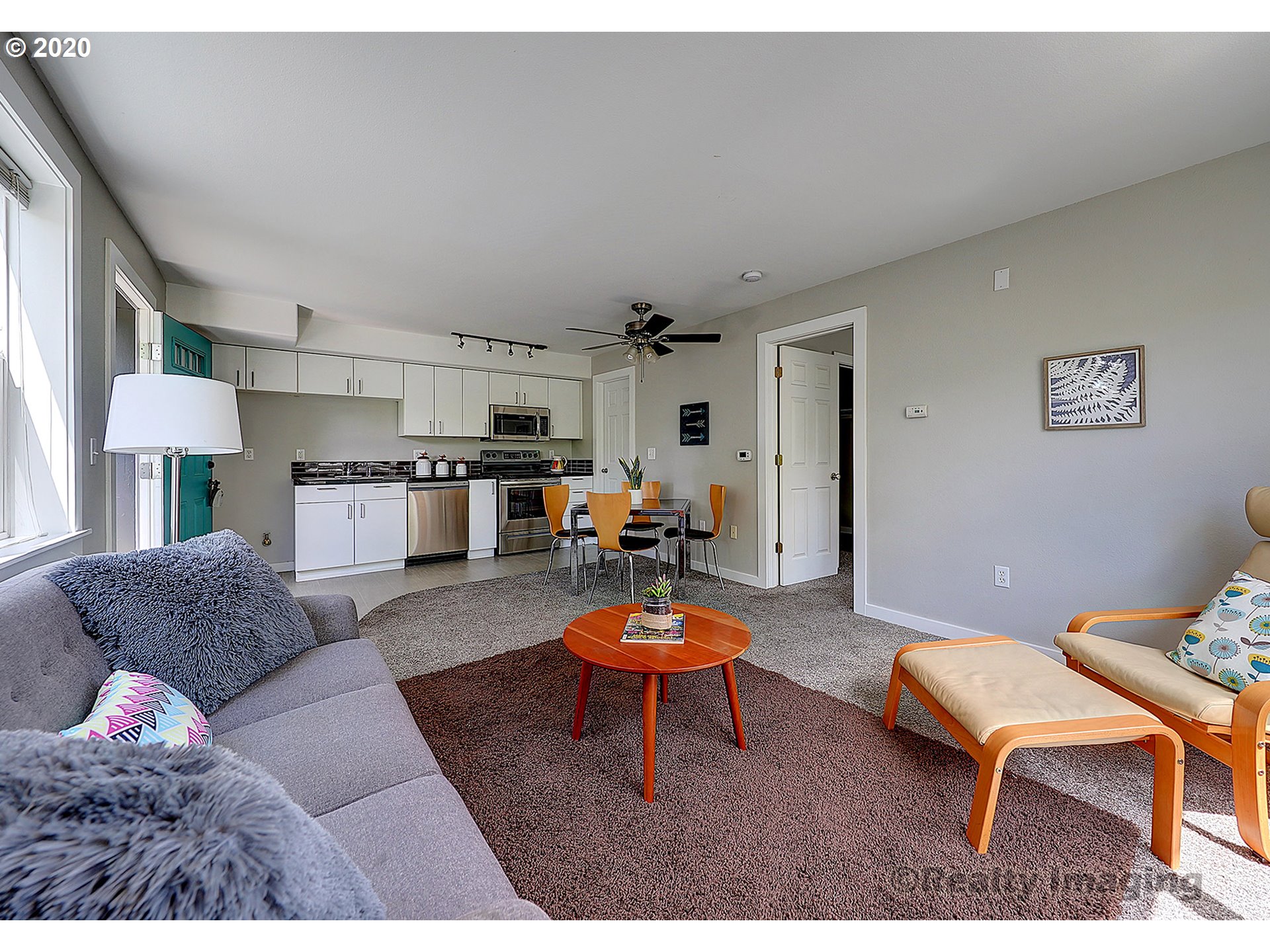 Photo #5: 20133795 Listing 