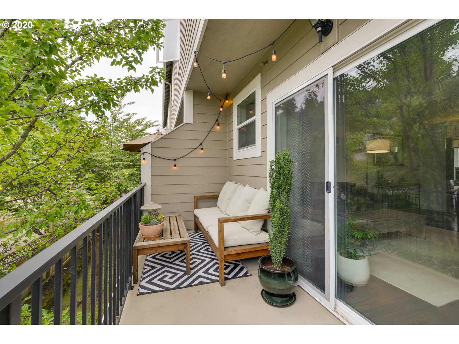 Photo #3: 20135976 Listing 