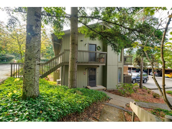 Photo #2: 20137852 Listing 