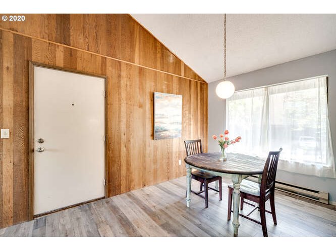 Photo #4: 20137852 Listing 